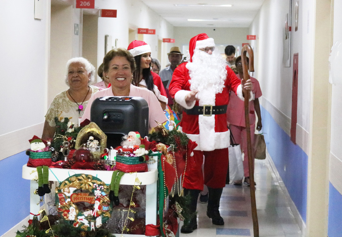 O Cuidado Veste Rosa - Conheça a AVOFRO
